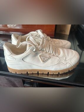 Prada - White leather sneakers